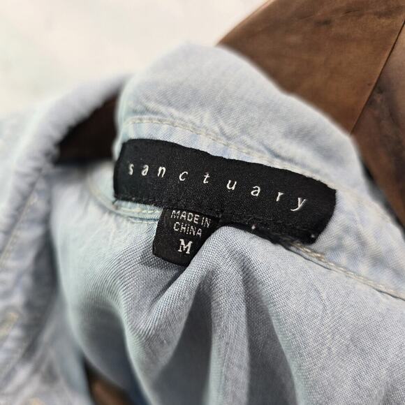 Anthropologie Shirt Womens Medium Blue Cuffed Chambray Light Wash Sanctuary - Picture 3 of 11